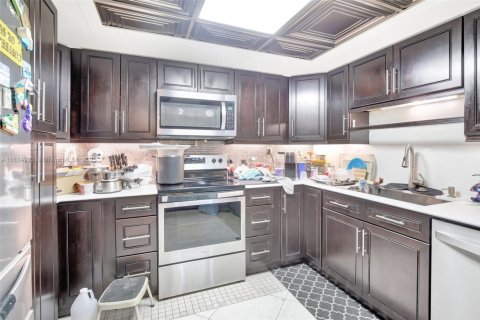 Touwnhouse à vendre à Plantation, Floride: 3 chambres, 151.62 m2 № 1817093 - photo 4