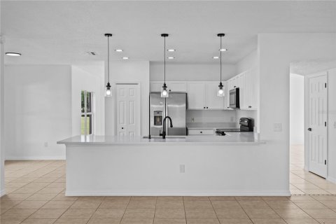 House in Kissimmee, Florida 4 bedrooms, 264.49 sq.m. № 2101934 - photo 19