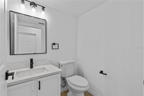 House in Kissimmee, Florida 4 bedrooms, 264.49 sq.m. № 2101934 - photo 22
