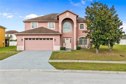 House in Kissimmee, Florida 4 bedrooms, 264.49 sq.m. № 2101934
