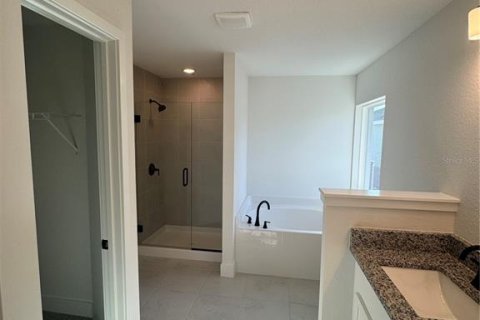 House in North Port, Florida 3 bedrooms, 183.02 sq.m. № 1534131 - photo 6