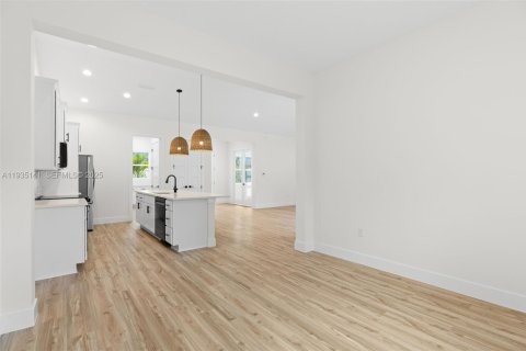 Casa en venta en Palm Bay, Florida, 3 dormitorios, 177.44 m2 № 1993324 - foto 22