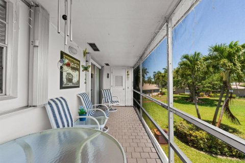 Condo in Boynton Beach, Florida, 1 bedroom № 2241644 - photo 11