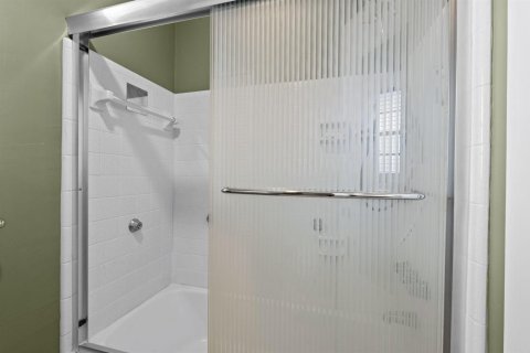 Condo in Boynton Beach, Florida, 1 bedroom № 2241644 - photo 9