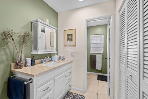 Condo in Boynton Beach, Florida, 1 bedroom № 2241644 - photo 8