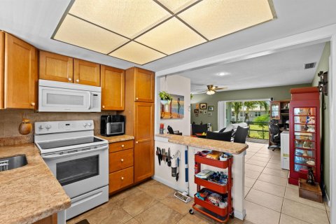 Condo in Boynton Beach, Florida, 1 bedroom № 2241644 - photo 3