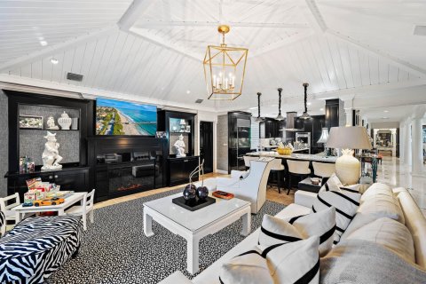 House in North Palm Beach, Florida 4 bedrooms, 429.86 sq.m. № 2245224 - photo 8