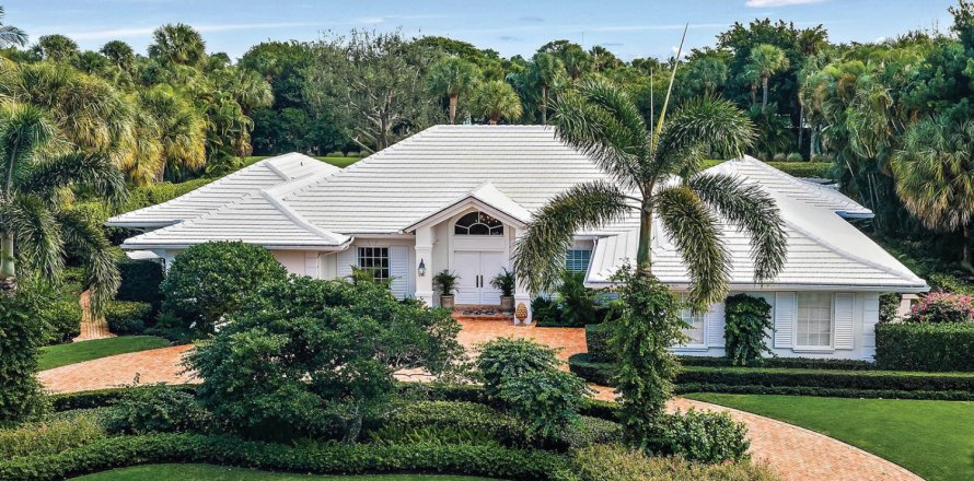 House in North Palm Beach, Florida 4 bedrooms, 429.86 sq.m. № 2245224