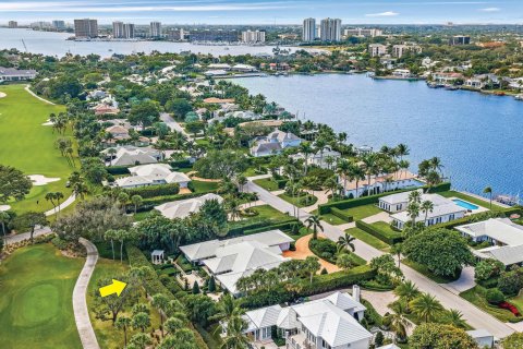 House in North Palm Beach, Florida 4 bedrooms, 429.86 sq.m. № 2245224 - photo 29