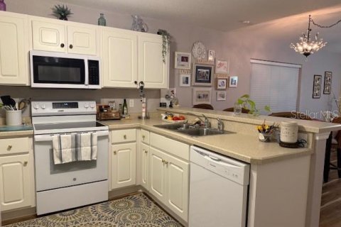 Duplex in Sebring, Florida 2 bedrooms, 113.9 sq.m. № 1851864 - photo 7