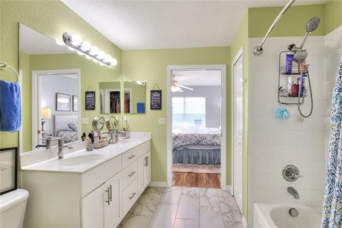 Duplex in Sebring, Florida 2 bedrooms, 113.9 sq.m. № 1851864 - photo 25