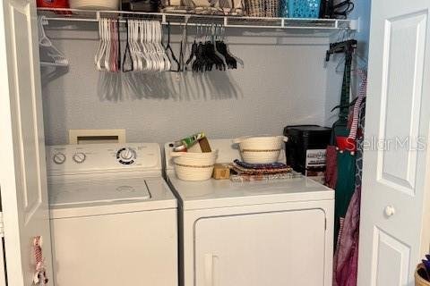 Duplex in Sebring, Florida 2 bedrooms, 113.9 sq.m. № 1851864 - photo 18