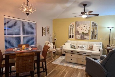 Duplex in Sebring, Florida 2 bedrooms, 113.9 sq.m. № 1851864 - photo 6
