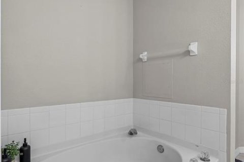 Adosado en venta en Lakeland, Florida, 3 dormitorios, 170.2 m2 № 1832762 - foto 16