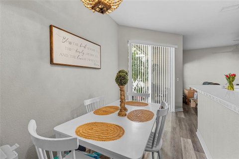 Adosado en venta en Lakeland, Florida, 3 dormitorios, 170.2 m2 № 1832762 - foto 7