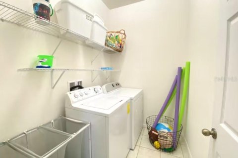 Adosado en venta en Kissimmee, Florida, 4 dormitorios, 177.16 m2 № 2098471 - foto 22