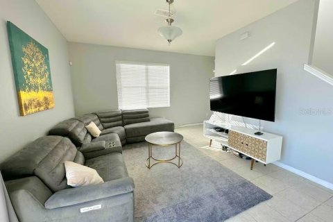 Adosado en venta en Kissimmee, Florida, 4 dormitorios, 177.16 m2 № 2098471 - foto 6