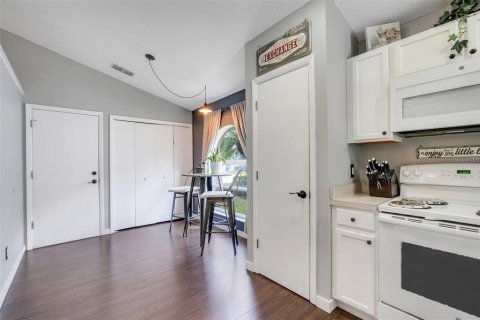 House in Davenport, Florida 3 bedrooms, 145.95 sq.m. № 1775095 - photo 14