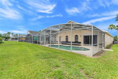 House in Davenport, Florida 3 bedrooms, 145.95 sq.m. № 1775095 - photo 24