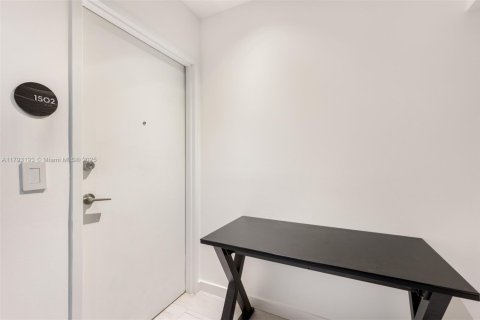Copropriété à vendre à Miami, Floride: 1 chambre, 99.87 m2 № 1700826 - photo 17
