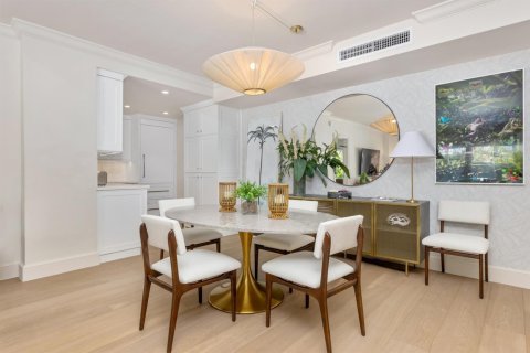Condo in Palm Beach, Florida, 2 bedrooms  № 2187306 - photo 5