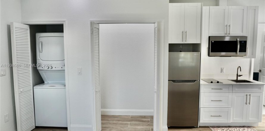 Immobilier commercial à Miami, Floride 37.16 m2 № 1996300