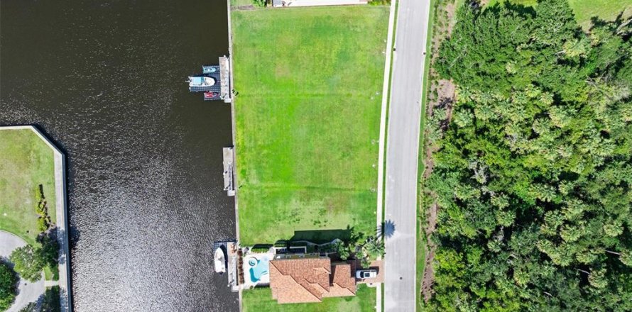 Terreno en Palm Coast, Florida № 2150185