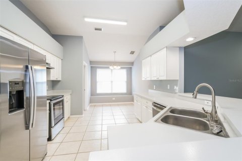 Casa en alquiler en Land O' Lakes, Florida, 4 dormitorios, 193.24 m2 № 1895204 - foto 5