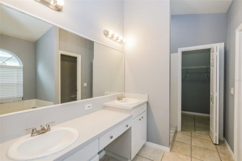 Casa en alquiler en Land O' Lakes, Florida, 4 dormitorios, 193.24 m2 № 1895204 - foto 14
