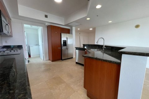 Купить кондоминиум в Норт-Майами, Флорида 3 спальни, 221.57м2, № 2043346 - фото 9