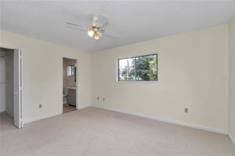 House in Ocala, Florida 2 bedrooms, 96.62 sq.m. № 1904310 - photo 22