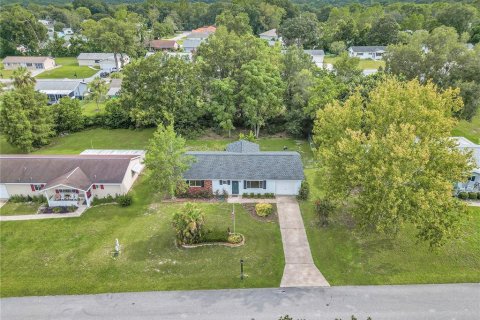 House in Ocala, Florida 2 bedrooms, 96.62 sq.m. № 1904310 - photo 1