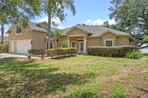 Villa ou maison à vendre à Clermont, Floride: 4 chambres, 288.28 m2 № 1761037 - photo 1