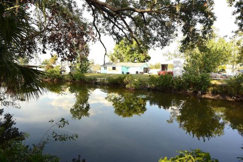 Casa en venta en Gibsonton, Florida, 3 dormitorios, 114.83 m2 № 1900729 - foto 8