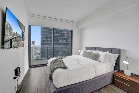 Condo in Miami, Florida, 3 bedrooms  № 1988097 - photo 25