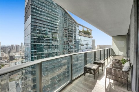 Condo in Miami, Florida, 3 bedrooms  № 1988097 - photo 13