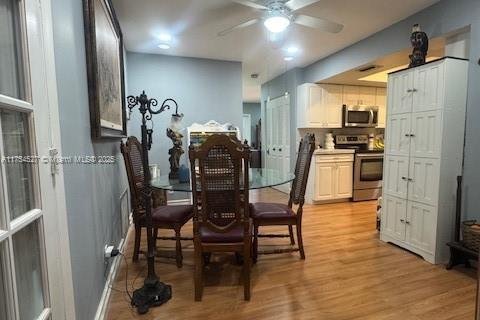 House in Tamarac, Florida 2 bedrooms, 157.93 sq.m. № 1958462 - photo 12