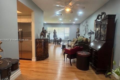 House in Tamarac, Florida 2 bedrooms, 157.93 sq.m. № 1958462 - photo 7