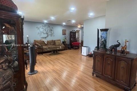 House in Tamarac, Florida 2 bedrooms, 157.93 sq.m. № 1958462 - photo 4