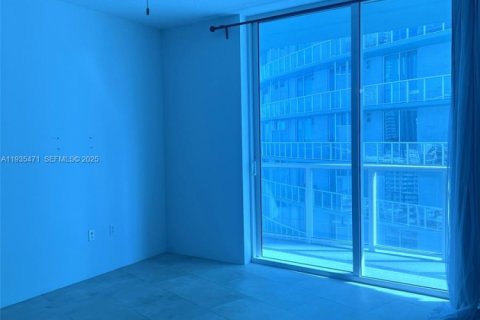 Condominio en alquiler en Miami, Florida, 1 dormitorio, 61.59 m2 № 1993684 - foto 16