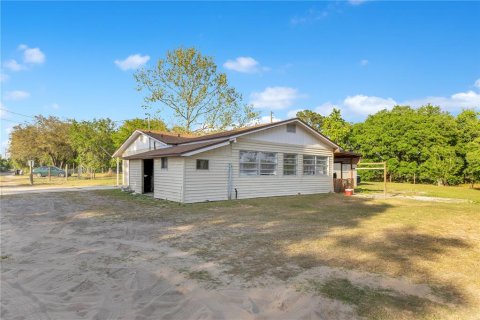 House in Apopka, Florida 4 bedrooms, 192.96 sq.m. № 1608041 - photo 22