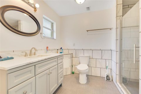 House in Apopka, Florida 4 bedrooms, 192.96 sq.m. № 1608041 - photo 17