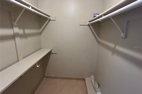 Condo in Orlando, Florida, 1 bedroom  № 1572364 - photo 8