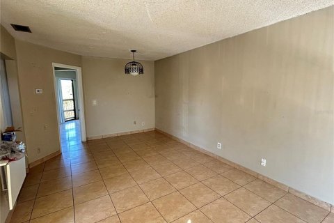 Condo in Orlando, Florida, 1 bedroom  № 1572364 - photo 3