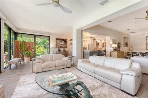 Casa en venta en Osprey, Florida, 3 dormitorios, 264.77 m2 № 2377532 - foto 16