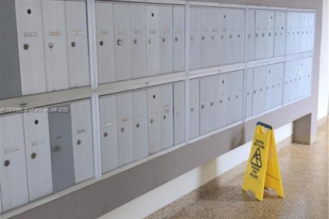 Купить кондоминиум в Майами, Флорида 2 спальни, 76.83м2, № 1967111 - фото 19