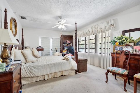 House in Bal Harbour, Florida 3 bedrooms, 249.72 sq.m. № 1779704 - photo 5
