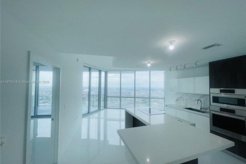 Condo in Miami, Florida, 1 bedroom  № 1895425 - photo 28