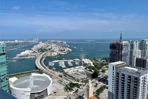 Condo in Miami, Florida, 1 bedroom  № 1895425 - photo 2