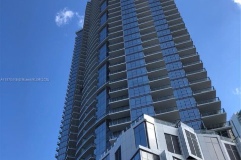 Condo in Miami, Florida, 1 bedroom  № 1895425 - photo 4